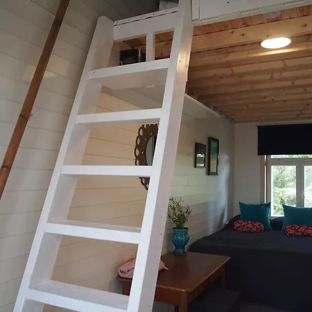 Bed & Breakfast Soederstrand Tammi *